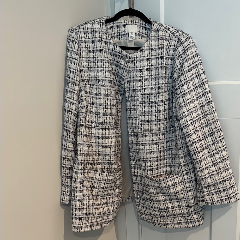 H & M Chic Black and White Tweed Women's Jacket-XL